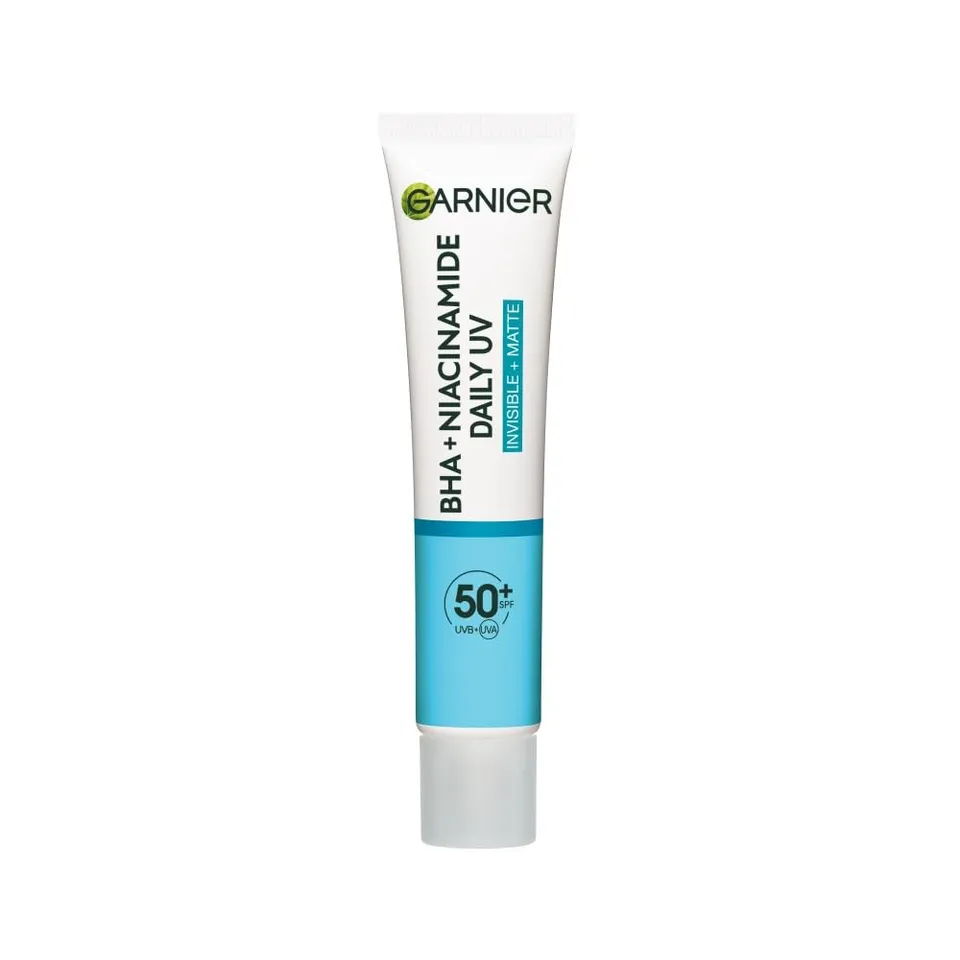 garnier-ambre-solaire-fluido-anti-uv-viso-spf50-con-bha-e-niacinamide-invisibile image 1