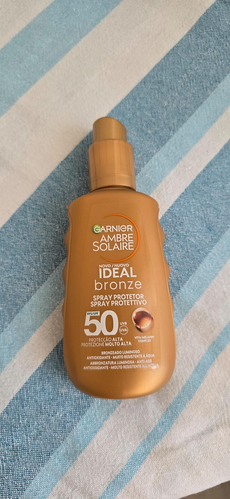 Buon solare spray, pratico in viaggio